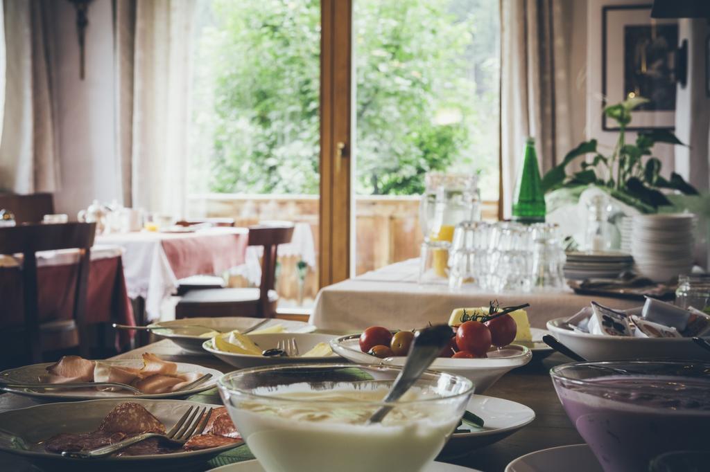 Alfonsstueberl - Ferienwohnungen & Restaurant 이너빌그라텐 외부 사진