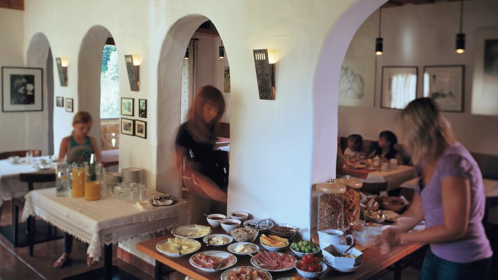 Alfonsstueberl - Ferienwohnungen & Restaurant 이너빌그라텐 외부 사진
